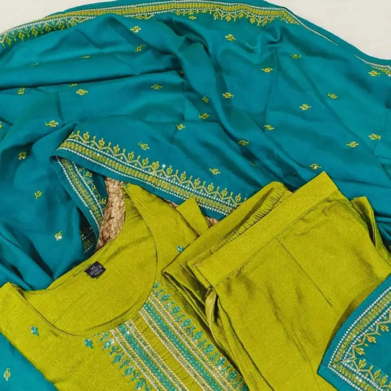 Green embroidered festive suit with embroidered dupatta - Image 6