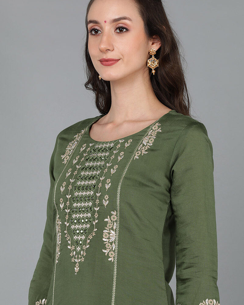 Green Silk Blend Ethnic Motifs Straight Kurta Trousers With Dupatta