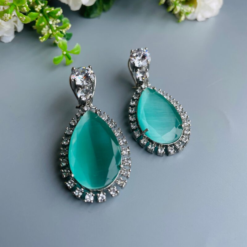Ad Belle Earrings - Image 3