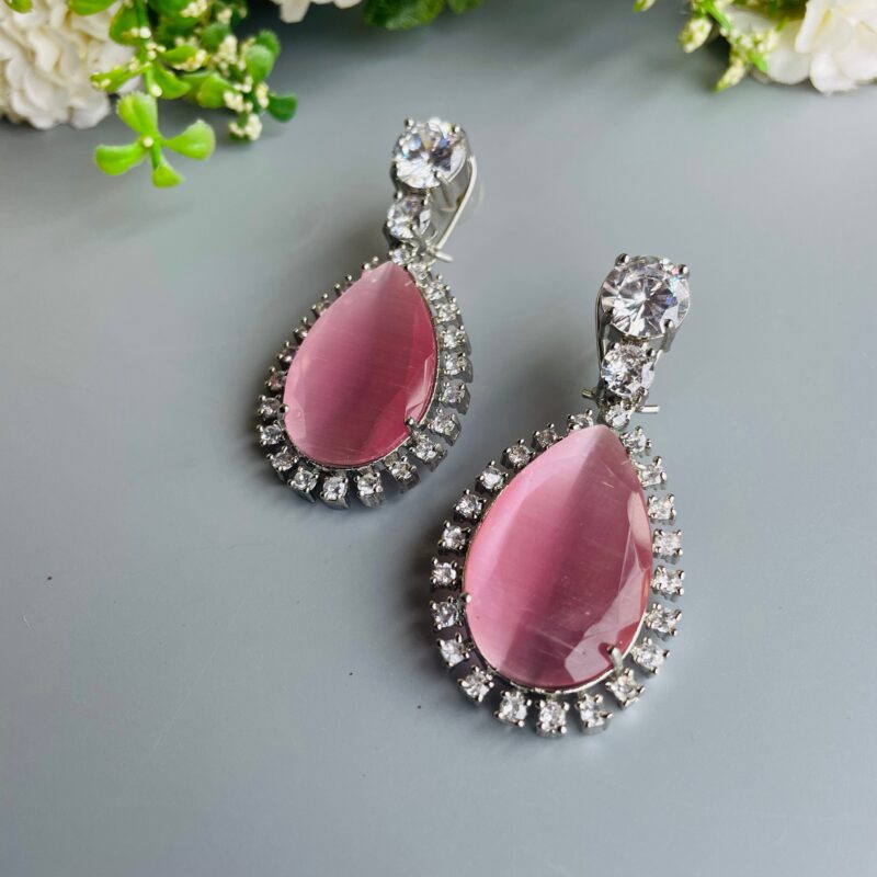 Ad Belle Earrings - Image 4
